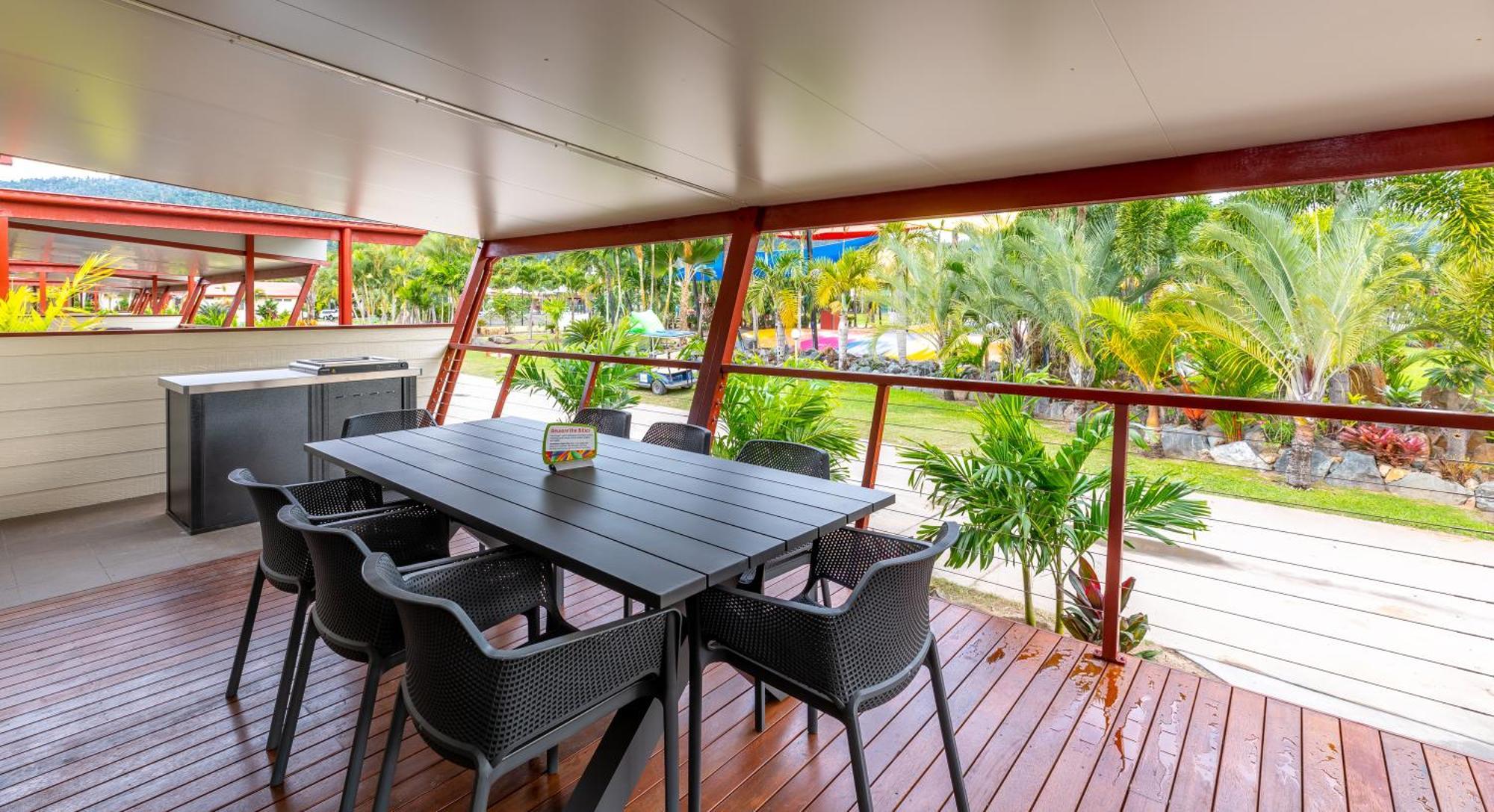 Big4 Adventure Whitsunday Resort Airlie Beach Εξωτερικό φωτογραφία